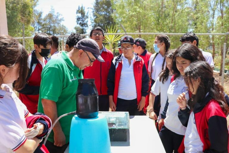 Fomenta SEMADESU creatividad en estudiantes con talleres de ecotecnias