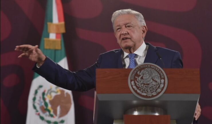 AMLO sostendrá pelea legal contra María Amparo Casar por pensión de PEMEX 