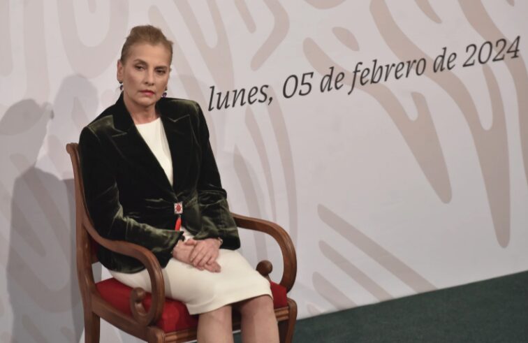 A lo mejor hace falta recordar que aquí estoy: Beatriz Gutiérrez Müller 