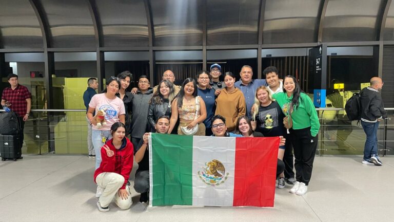 Ganan estudiantes de la Universidad Metropolitana concurso internacional de tecnología