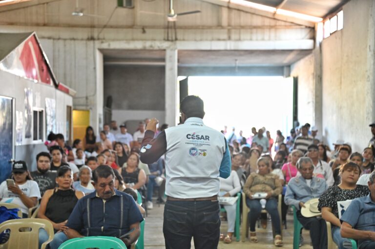 Comuneros de Jesús María cierran filas con César Medina