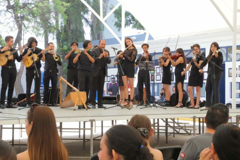 BACHUAA celebra cierre de semestre con un completo programa de actividades artísticas y culturales 