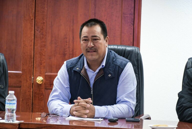 Amonestan públicamente a excandidato del PT por no asistir a debate obligatorio