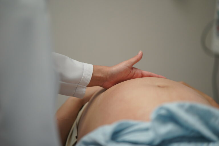 Tres de cada diez mujeres embarazadas sufrieron algún tipo de violencia obstétrica en Aguascalientes