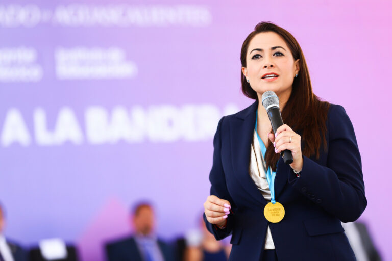 Felicita gobernadora de Aguascalientes a la presidenta electa, aseguró que ganó la democracia