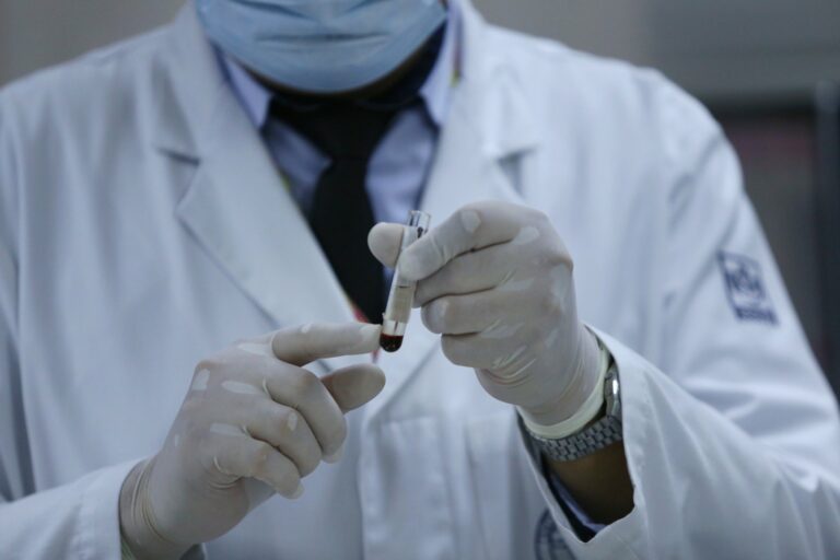 A la deriva trabajadores de salud federal