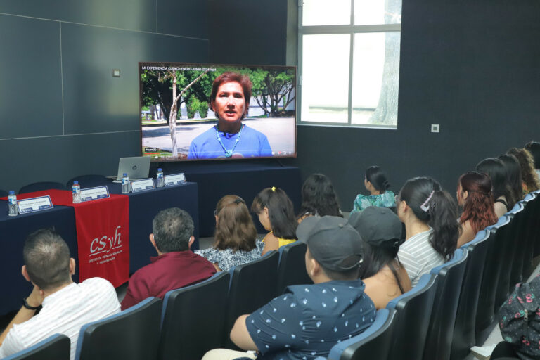 Estudiantes presentan proyectos de intervención social en Foro CUDECO 