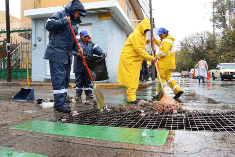 Intensifica municipio limpieza de caimanes y alcantarillas