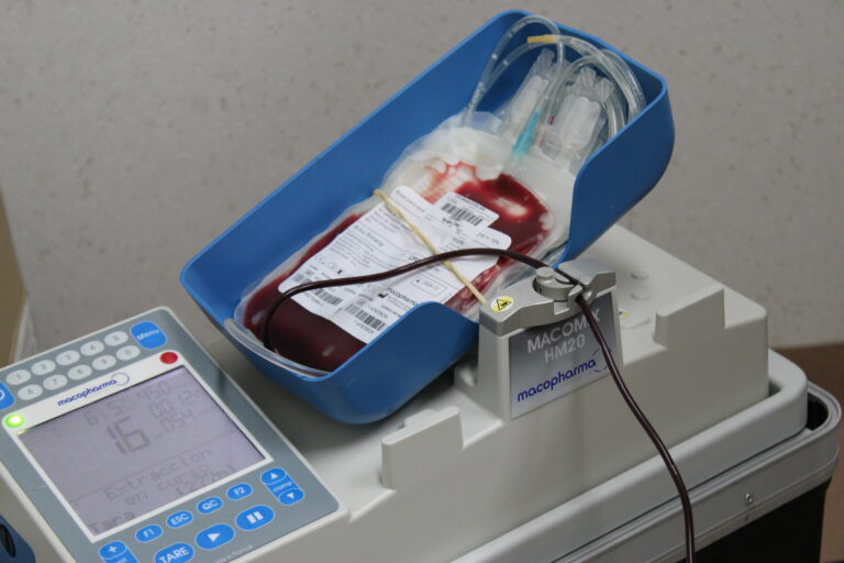 ISSSTE aplica estrategia para agilizar traslado de sangre a derechohabientes hospitalizados