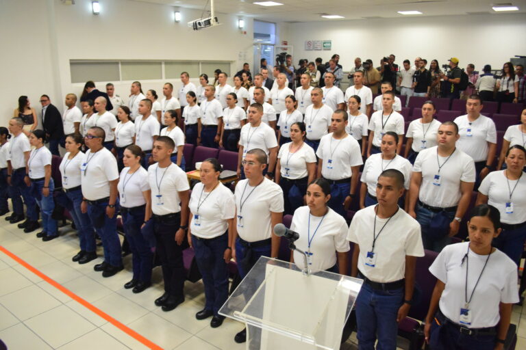 Leo Montañez anuncia la incorporación de 100 nuevos policías en Aguascalientes