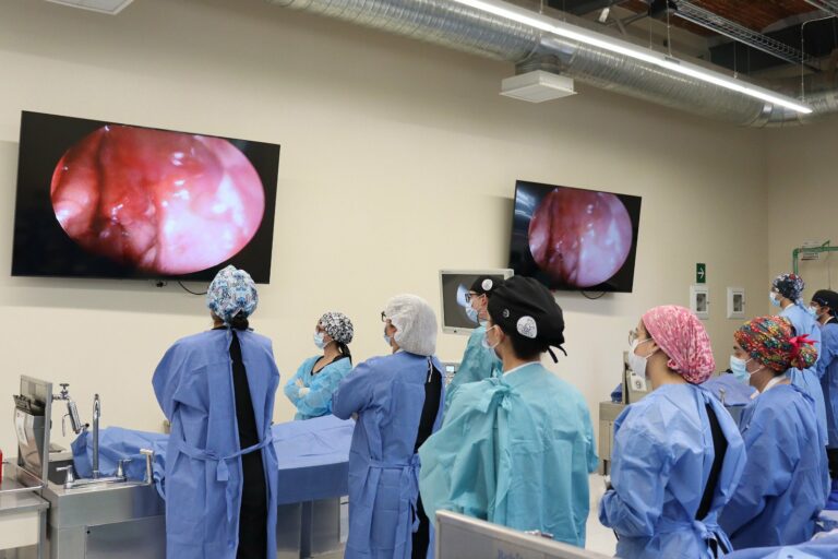 ISSSTE fortalece Programa de Especialización en Cirugía Sinonasal Avanzada 