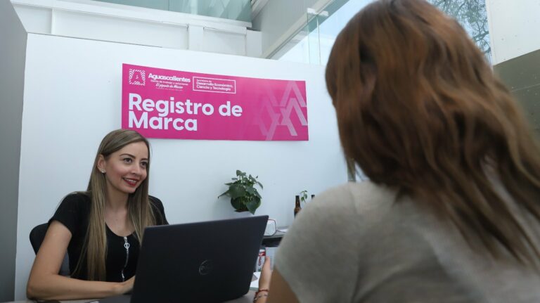 Invitan a empresarios de Aguascalientes a registrar su marca a bajo costo