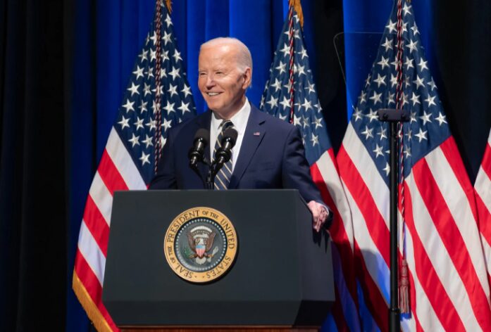 Sheinbaum y Biden conversan telefónicamente 