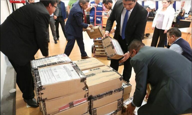 TEPJF recibe y resguarda paquetería del voto de los mexicanos en el exterior  