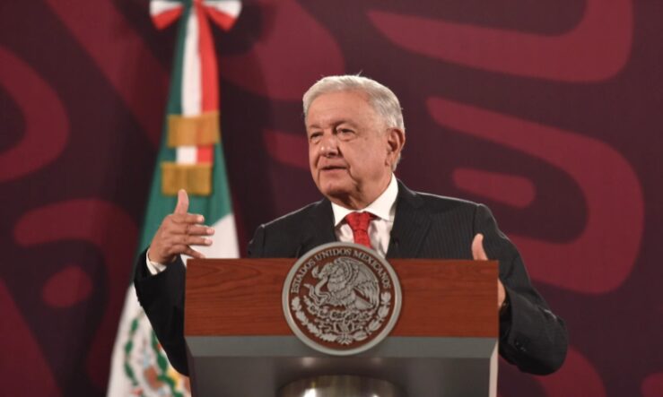 Ya no habrá influencias en el Poder Judicial: AMLO advierte a inversionistas 
