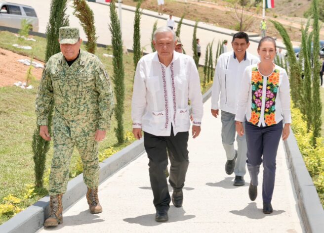 Sheinbaum confirma el traslado de la Guardia Nacional a la SEDENA y AMLO celebra