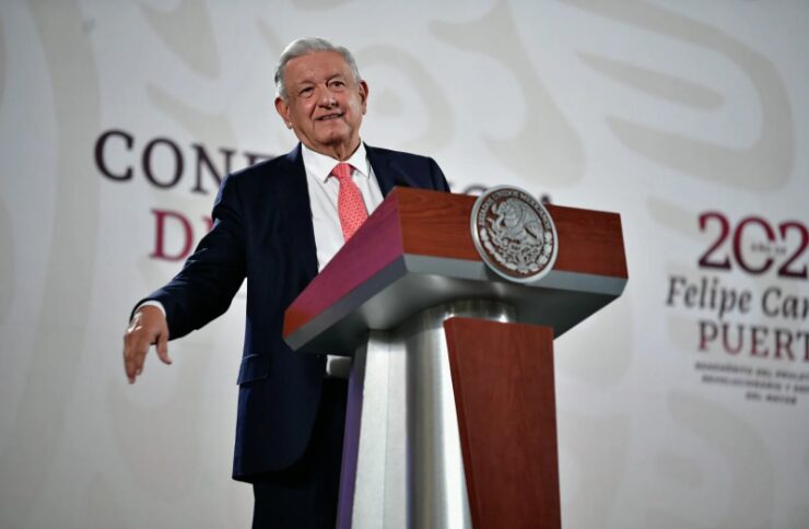 No hay pruebas de que el Ejército participó en la desaparición de los 43: AMLO 