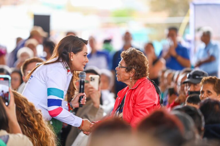 Tere Jiménez reanudó el Programa “Gobernadora Cerca de Ti”, en la colonia Insurgentes