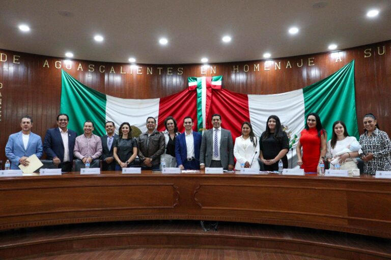 Aprobaron a los ganadores del Premio Municipal al Mérito Guerrero Azteca 2024