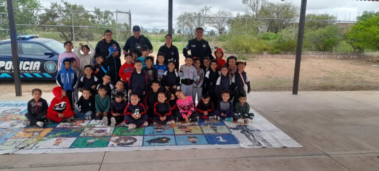 Llevan a cabo pláticas sobre el oficio del policía a niños de preescolar en Aguascalientes