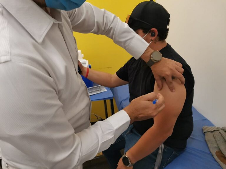 Contagios de covid-19 disminuyen 60 % en Aguascalientes