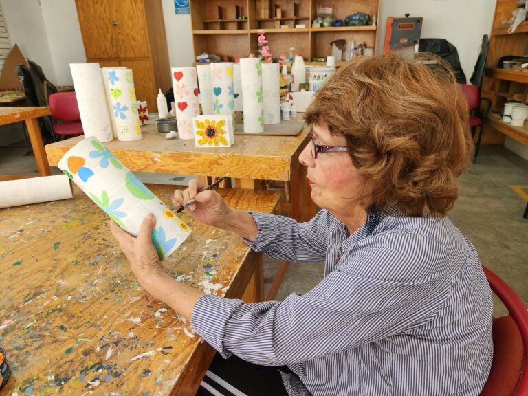 Invitan a los adultos mayores a la “Casa del Abuelo”