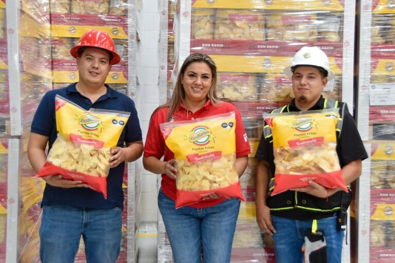 Gobierno del Estado impulsa a empresarios para que internacionalicen sus productos