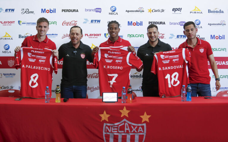 Club Necaxa presentó sus nuevos refuerzos para el próximo torneo
