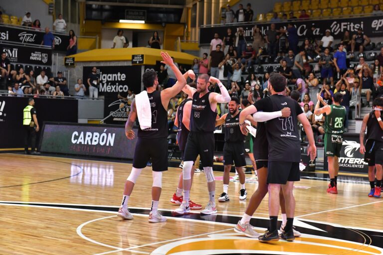 Panteras vs Fuerza Regia de Monterrey, en el tercer partido de la semifinal femenil