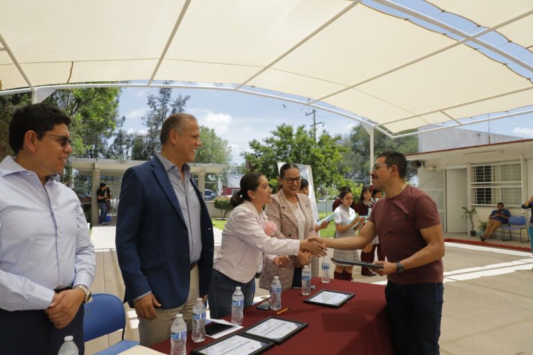 Concluyó el programa “Adolescentes con Personalidad”