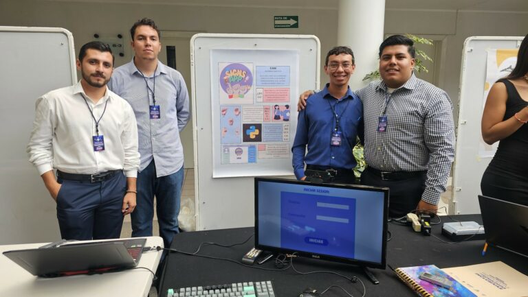 Alumnos de la UAA desarrollan herramienta para el aprendizaje de lenguaje de señas 