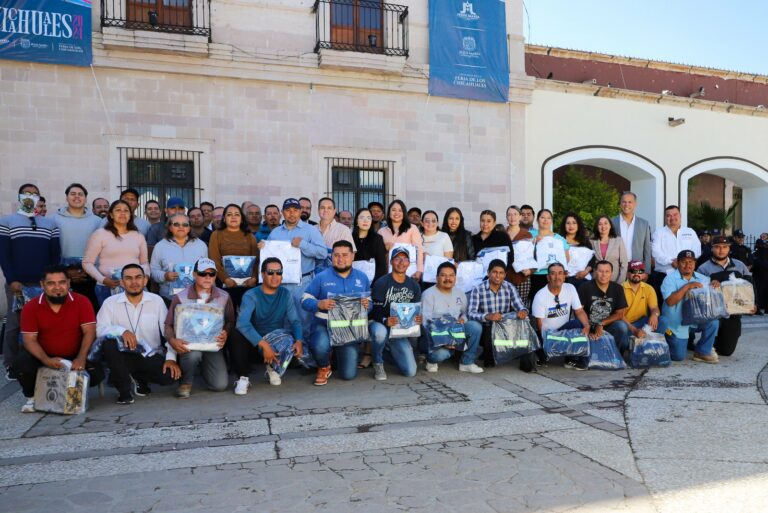 Personal de CAPAS recibió uniformes