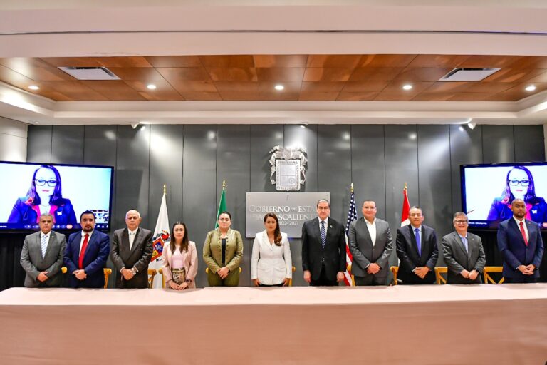 Tere Jiménez inauguró encuentro sobre el T-MEC y su impacto en la Reforma Laboral 