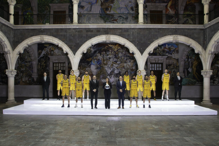 Tere Jiménez deseó éxito al equipo Panteras durante la Temporada 2024