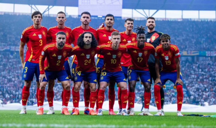 España gana la Eurocopa tras vencer 2-1 a Inglaterra