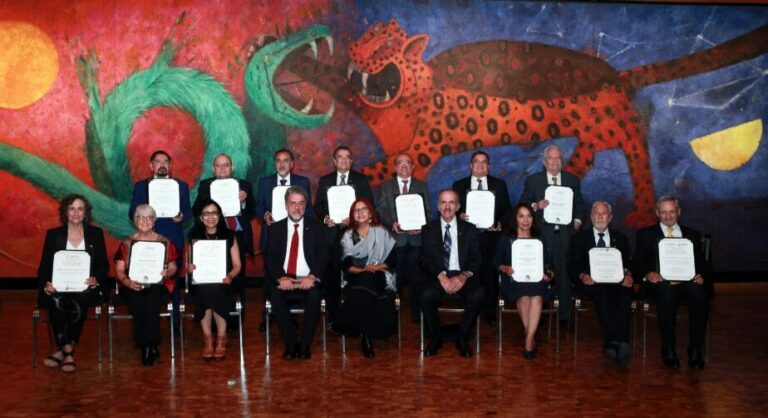Entregan el premio Nacional de Ciencias de los últimos cuatro años 