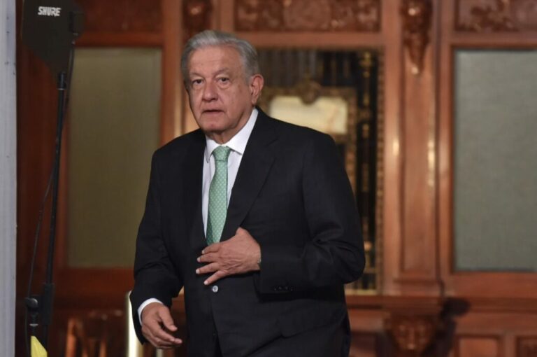 AMLO lamenta muerte “fake” del expresidente Jimmy Carter 