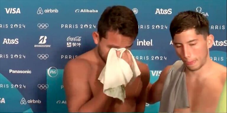Kevin Berlín quebró en llanto por perder medalla en clavados en París 2024