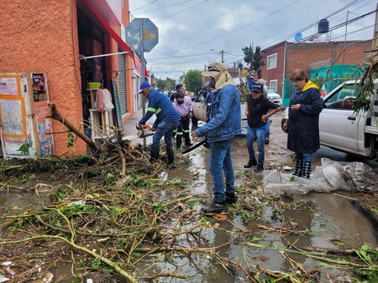 Municipio de Aguascalientes atiende daños ocasionados por la lluvia