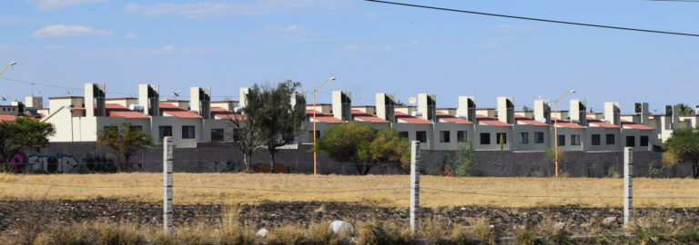 Planea INFONAVIT construir un millón de casas para el próximo sexenio