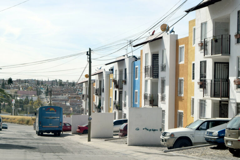 INFONAVIT cuenta con programas de regeneración urbana y de vivienda