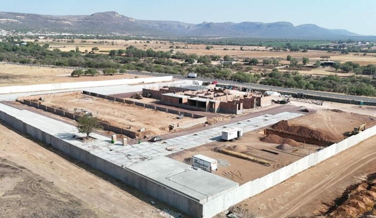 Lamenta alcalde de Jesús María dejar inconcluso el Rastro Tipo TIF