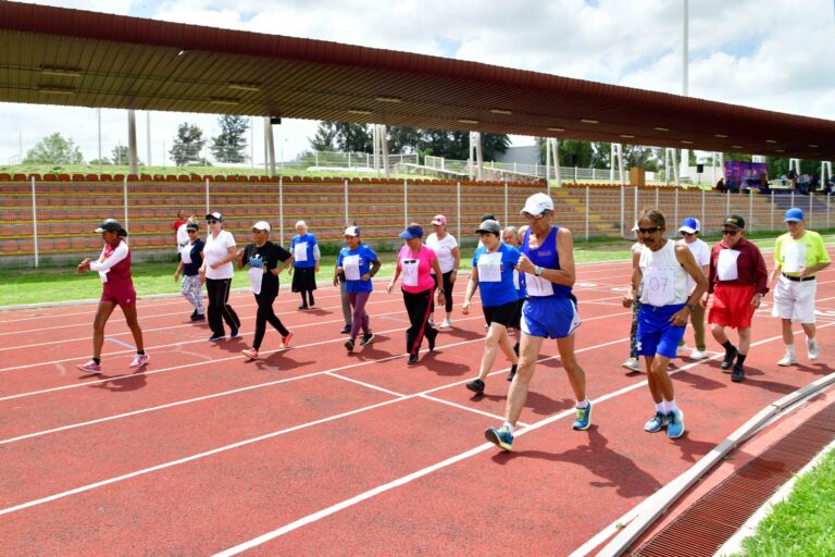 DIF estatal participó en la inauguración de los juegos deportivos y culturales de las personas mayores 