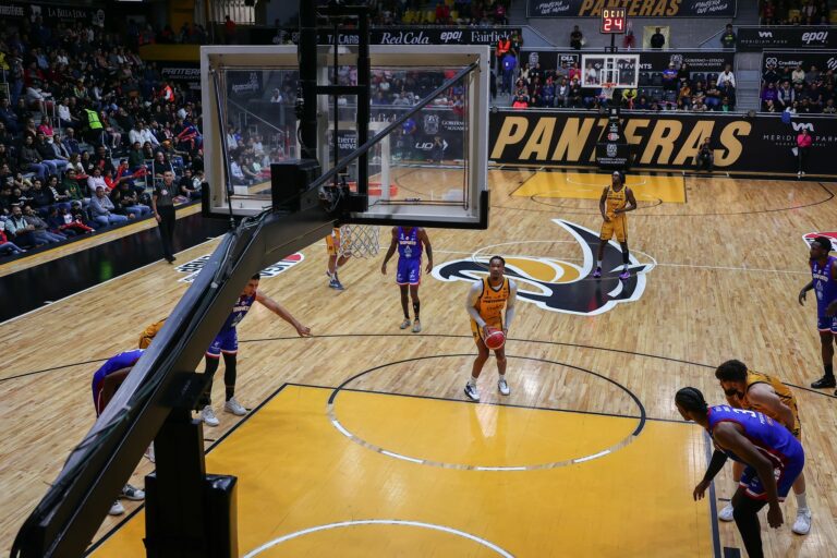 Panteras de Aguascalientes recibe a Fuerza Regia