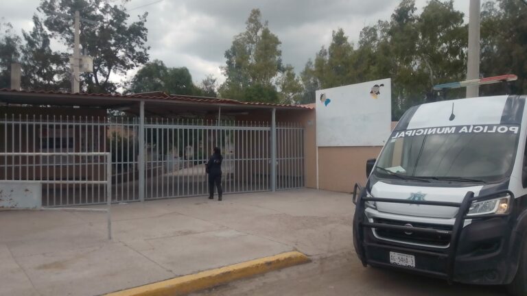 Refuerzan vigilancia en escuelas por temporada vacacional