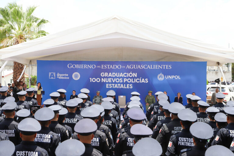 100 nuevos policías concluyeron su formación inicial en la UNPOL 