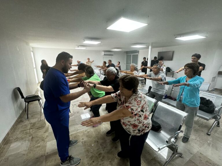 ISSSTE Aguascalientes imparte taller de gerontogimnasia