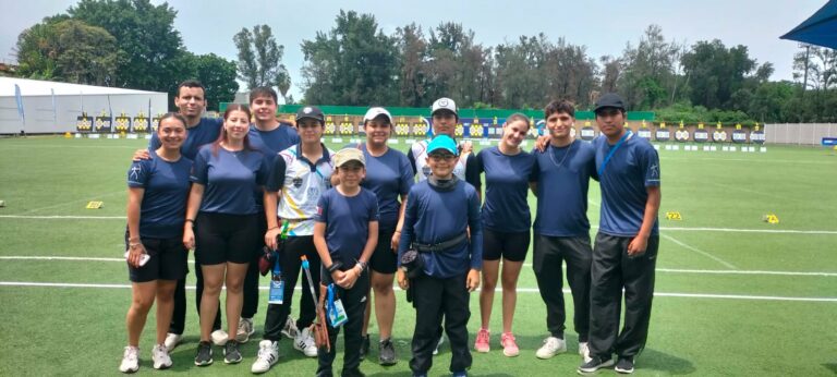 Deportistas de Aguascalientes destacan en torneo nacional de tiro con arco 