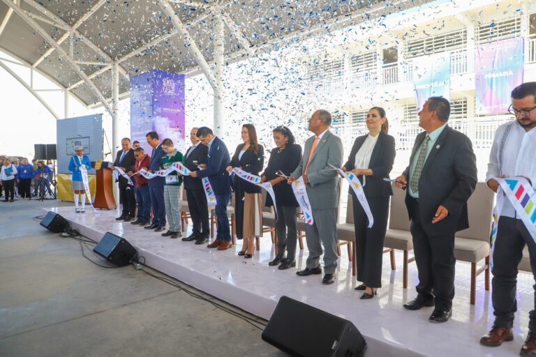 Tere Jiménez inauguró el ciclo escolar 2024-2025 