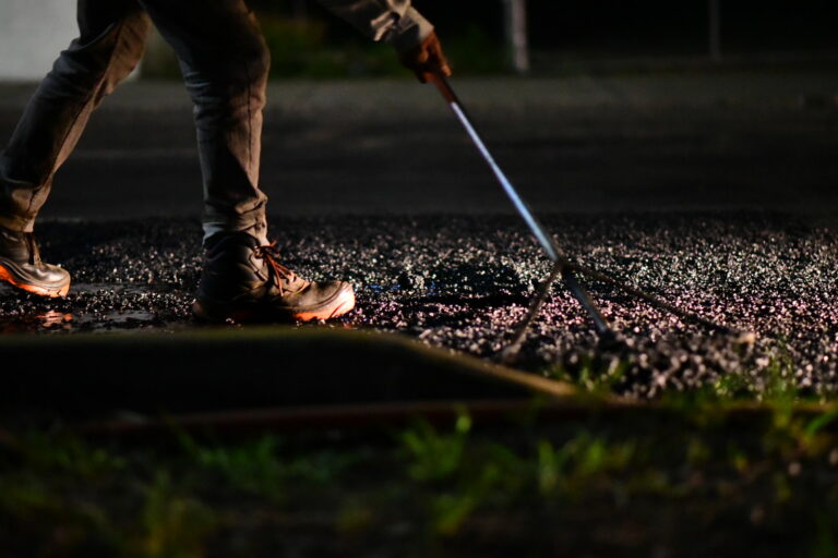 Intensifican acciones de bacheo nocturno en Aguascalientes